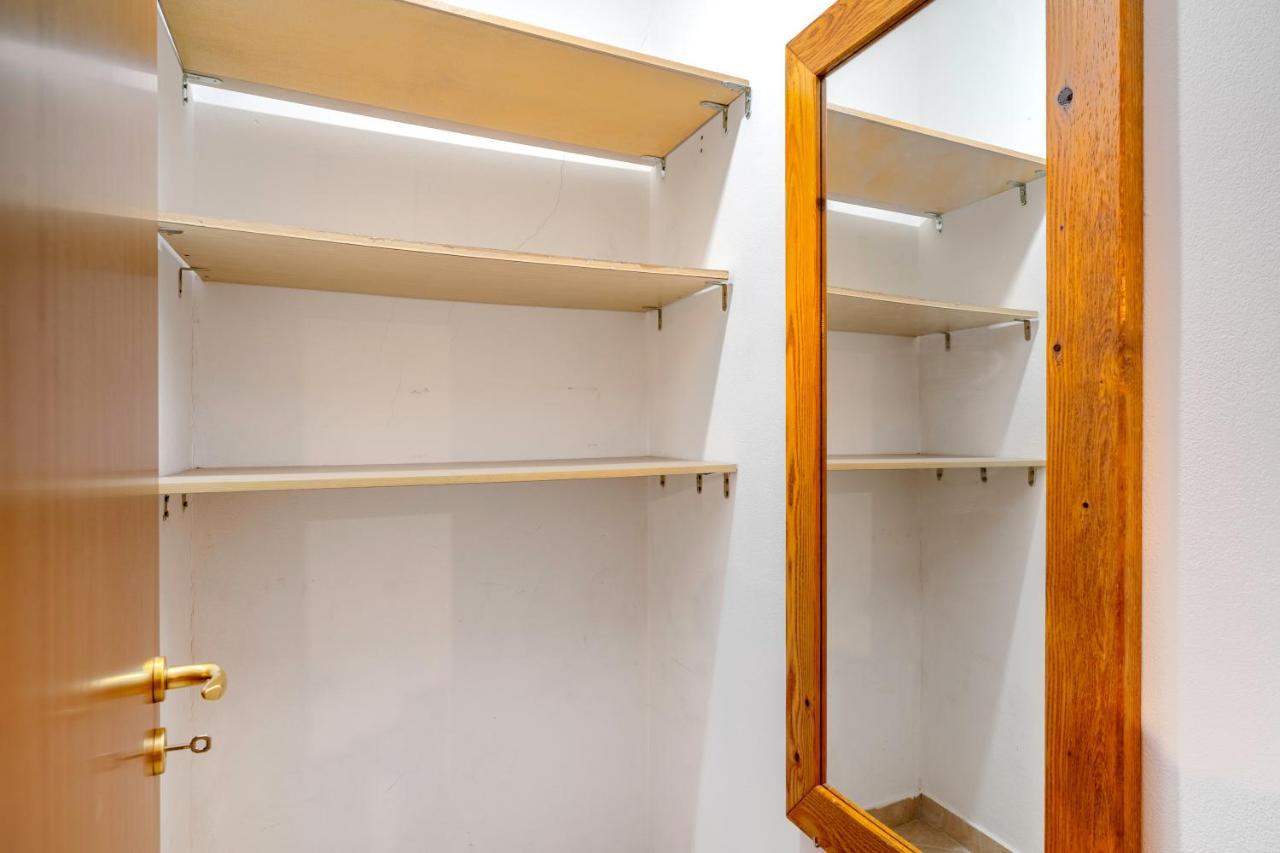 Hostel Nena Semi 티라나 외부 사진